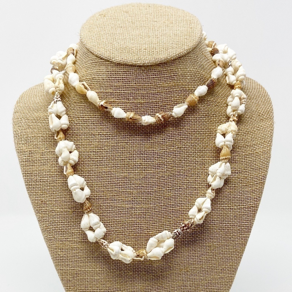 VINTAGE | Long Sea Shell Necklace